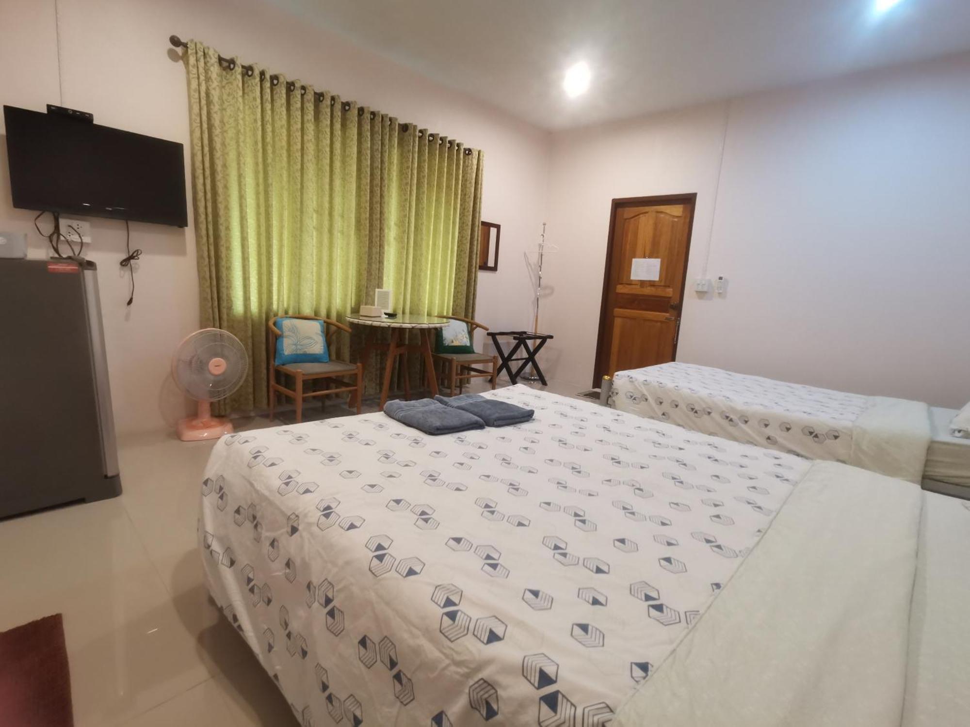 Ban Nong Chum Saeng Numhom Resort מראה חיצוני תמונה