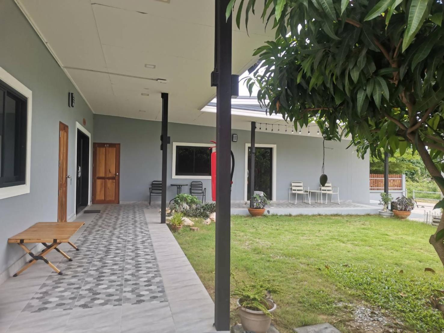 Ban Nong Chum Saeng Numhom Resort מראה חיצוני תמונה